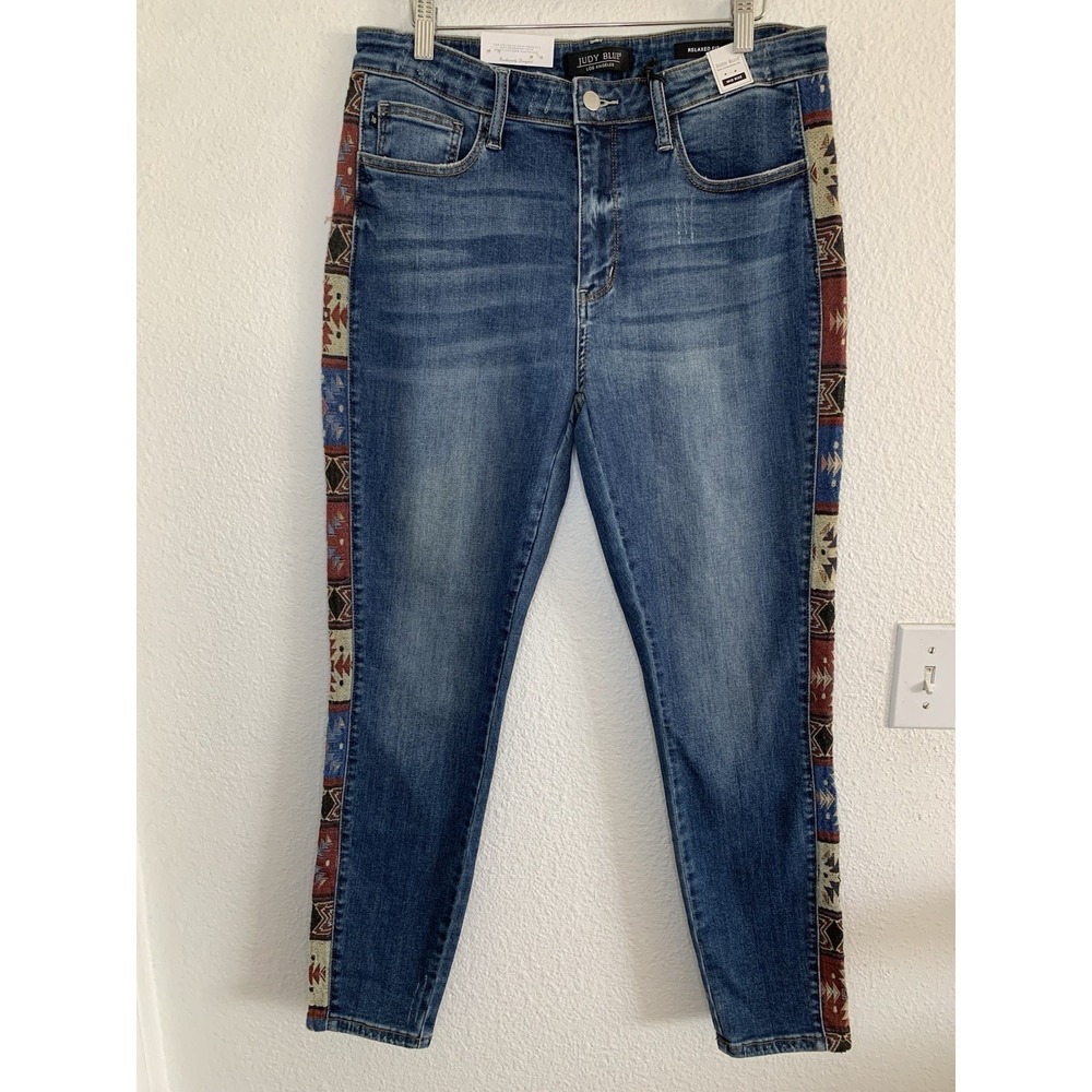 Judy Blue Jeans Women 15/32 Mid Rise Southwestern Print